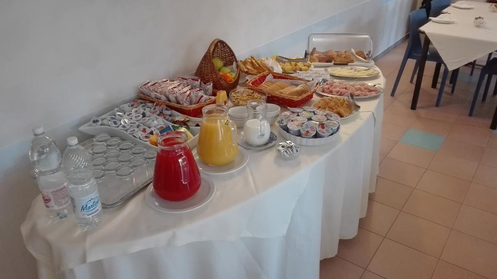 Hotel San Nazario Варацце Екстер'єр фото